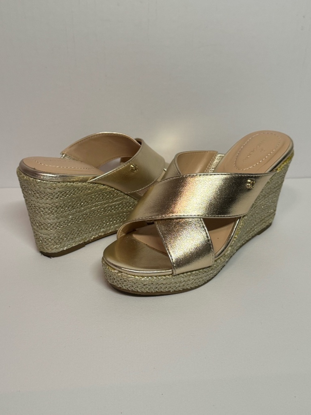 Bandolino Gold Metallic Espadrille Wedge Slide Sandals Size 6.5